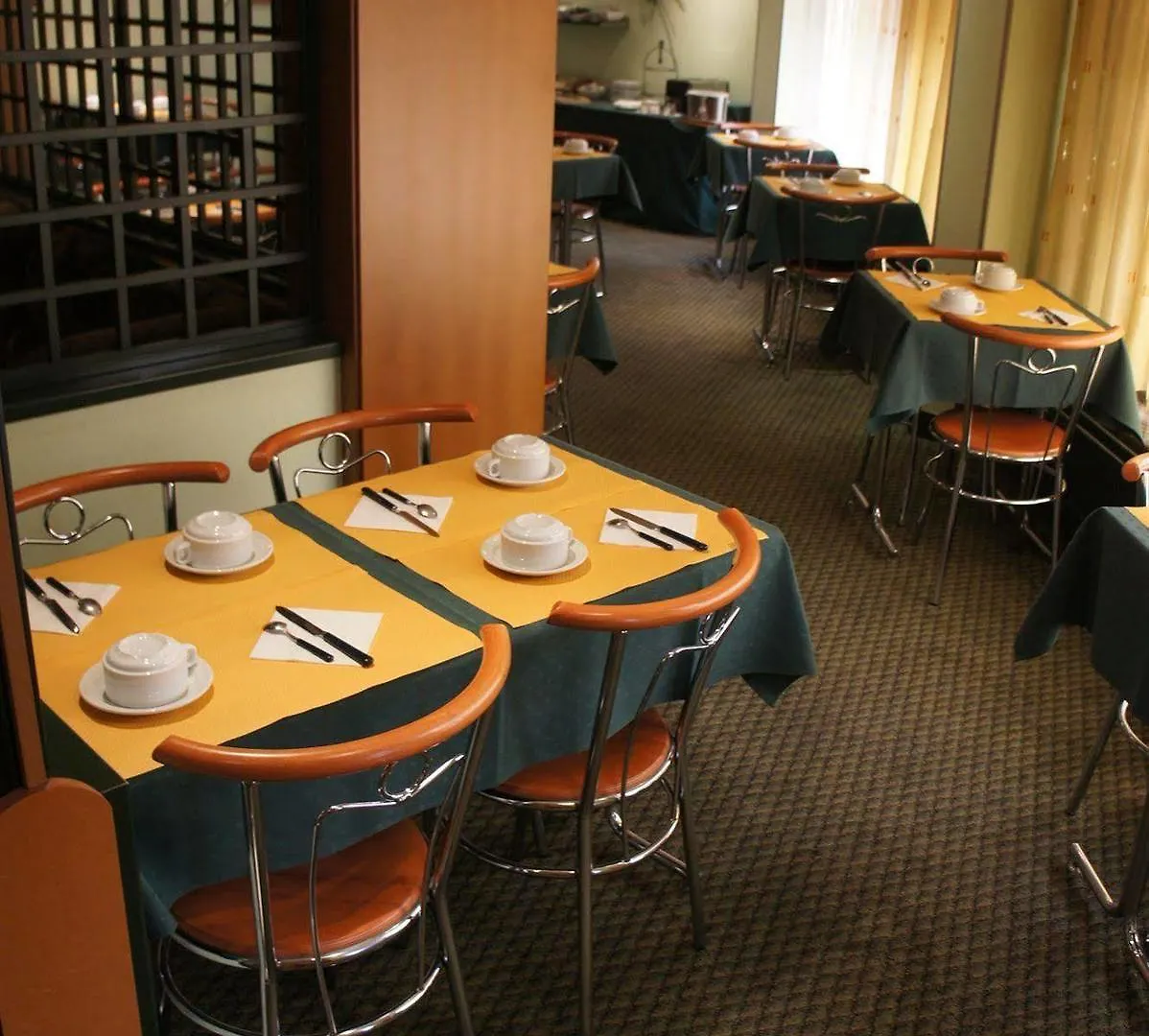 Inter-Hotel Toulouse Aeroport Blagnac 3*,